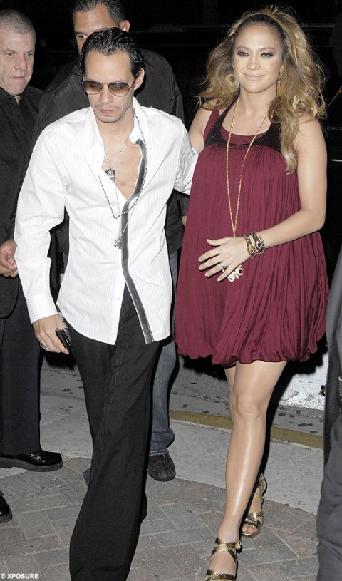 [jlopreggers1_thumb.jpg]