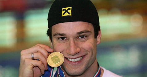 [Simian+Mobile+Disco334.jpg]