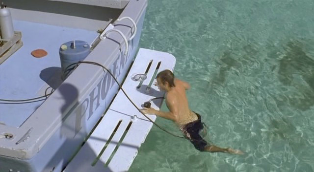 [Chace+Crawford+in+“Long+Lost+Son2.jpg]