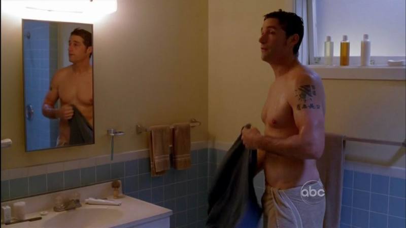 [iiMatthewFox_Lost_20090401_Whate-3.jpg]