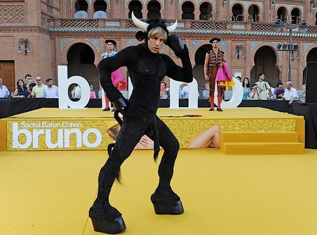 [gallery_main-bruno-italy-premiere-06182009-05.jpg]