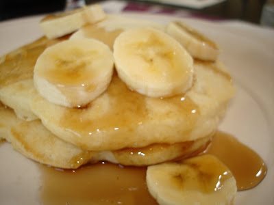 Banana+Pancakes+001.jpg