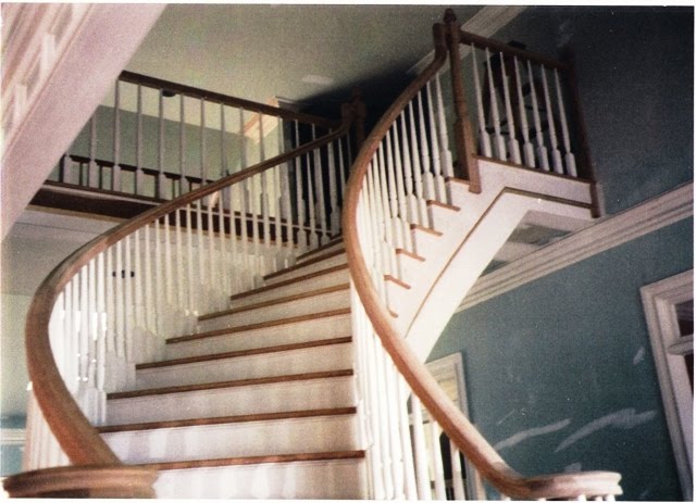 Freestanding Circular Stairway