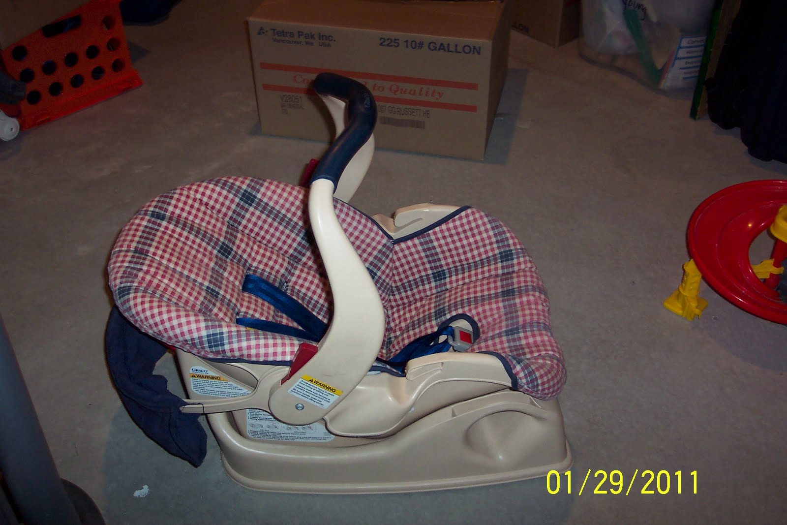 Cleaning Out Our Closets Graco Infant Carseat / Carrier