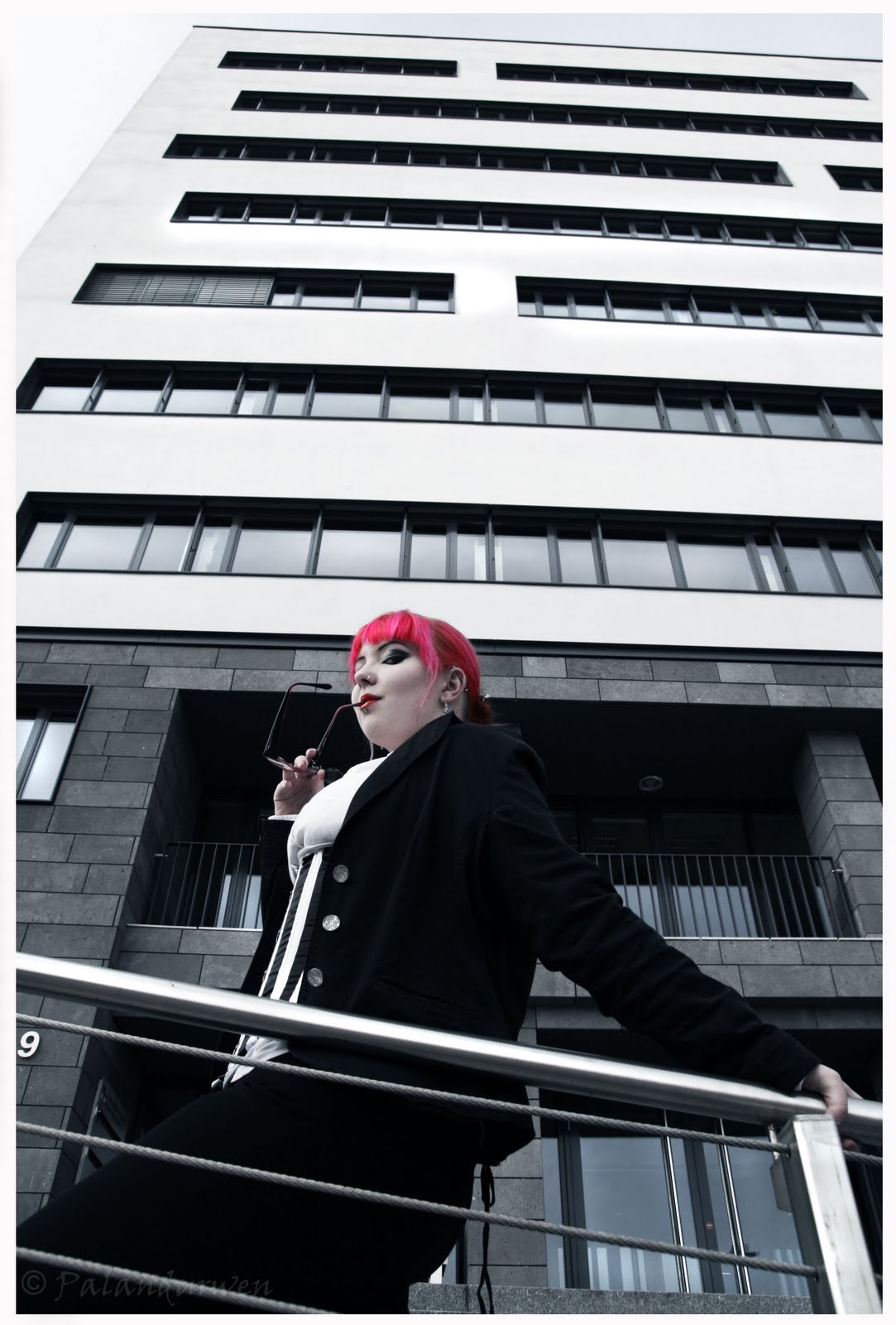 [pinke-haare_haus1_web.jpg]