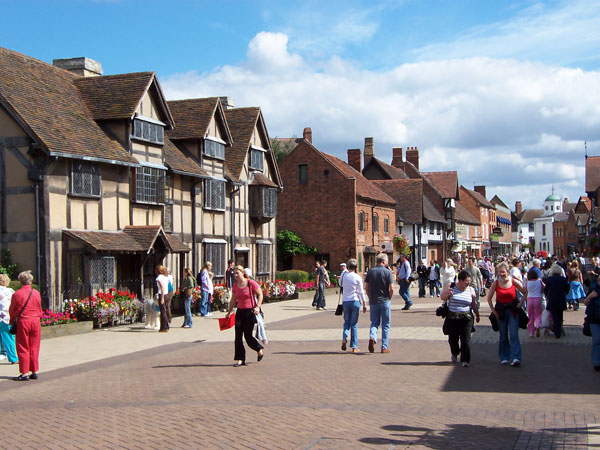 [Stratford-upon-Avon---Shake.jpg]