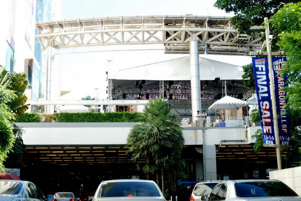 [DSC-7547-resize.jpg]