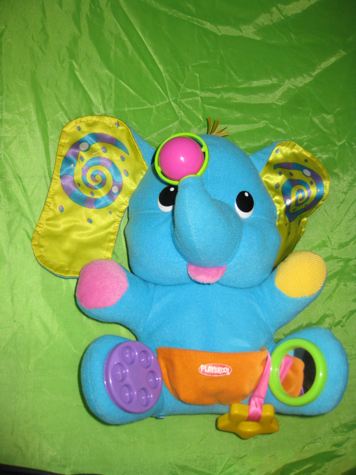 Mesya & Baby Wardrobe Clearance set 4 Playskool busy elephant