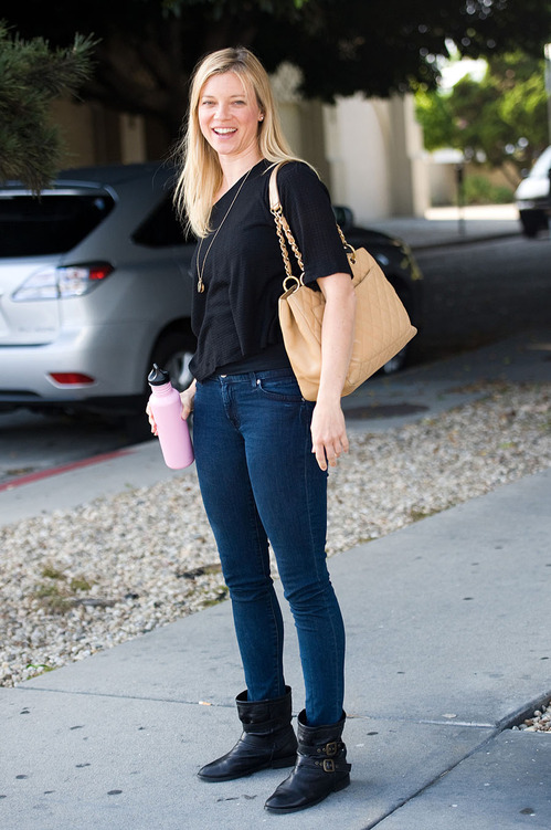 hollywood hot gallery: Amy smart Actress Pics, Amy Hairstyles