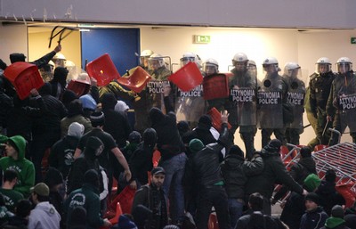 [telikos-kypellou-2009-epeisodia.jpg]