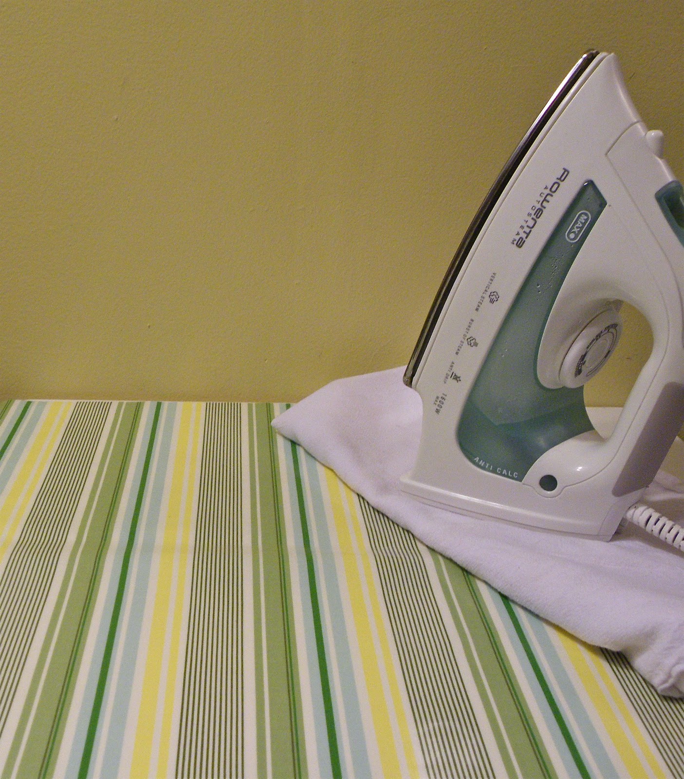 Oilcloth Addict Feeding your Oilcloth Addiction with tips and