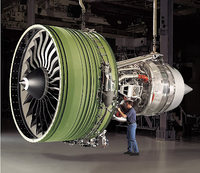 ge90.jpg