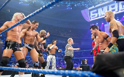 Cartelera de YWA - 05/07/13 10-Man+Raw+vs.+SmackDown+Money+in+the+Bank+Tag+Team+Match