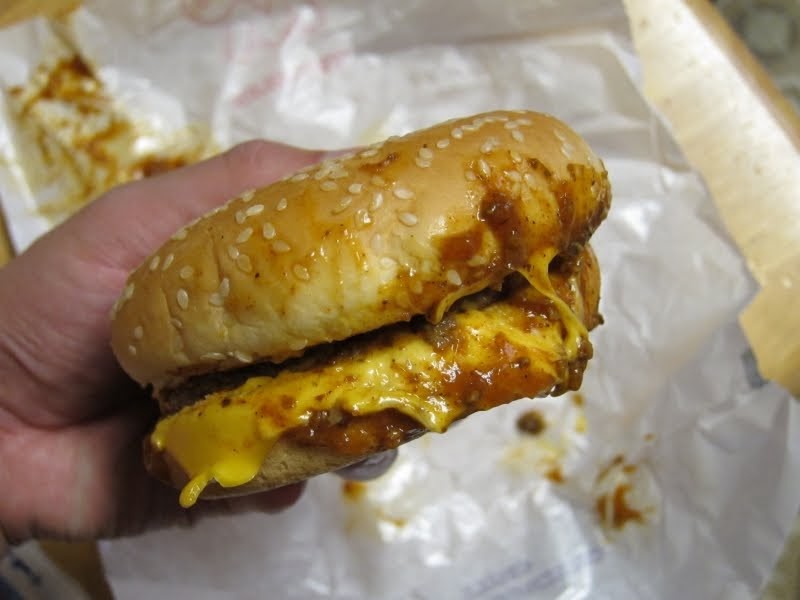 Review Wienerschnitzel Chili Cheeseburger Brand Eating