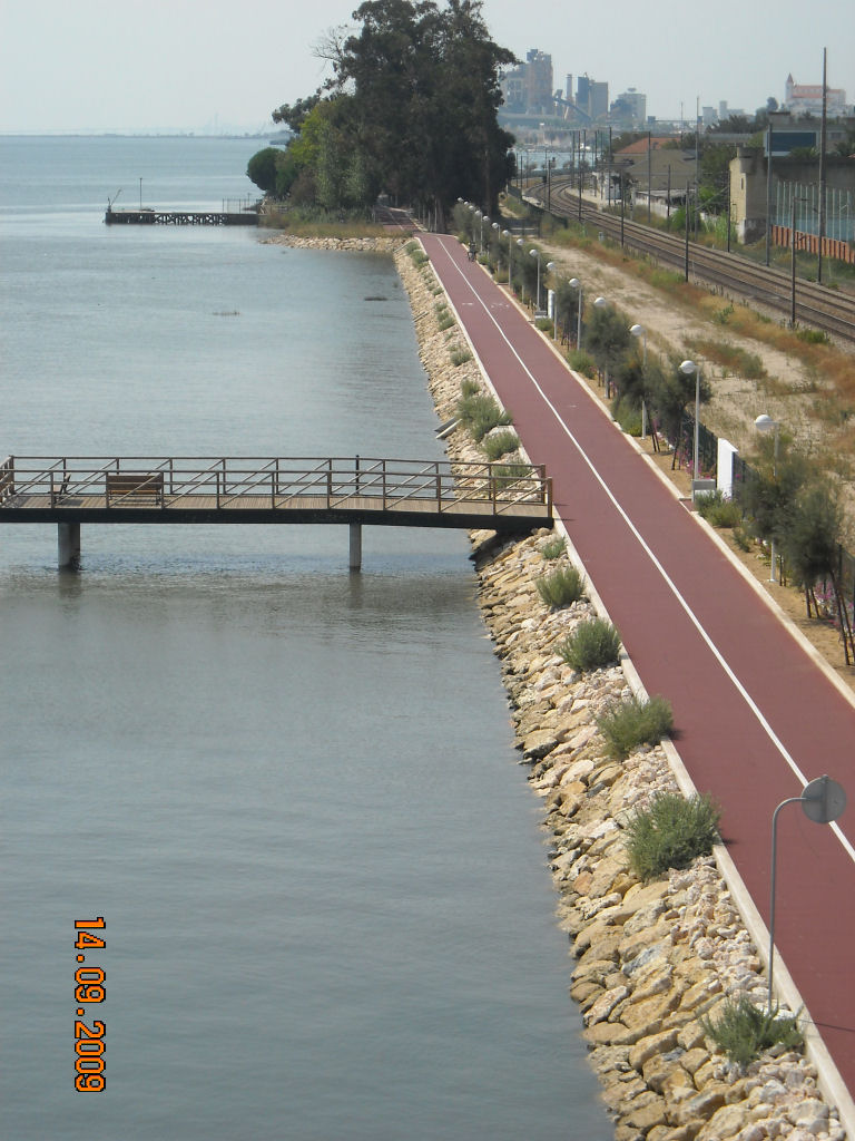 [DSCN2939.jpg]