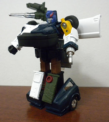! Custom Autobot Spike (AKA: Autobot X) Custom+Autobot+Spike,+Autobot+X,+blogtransformers.com+%281%29