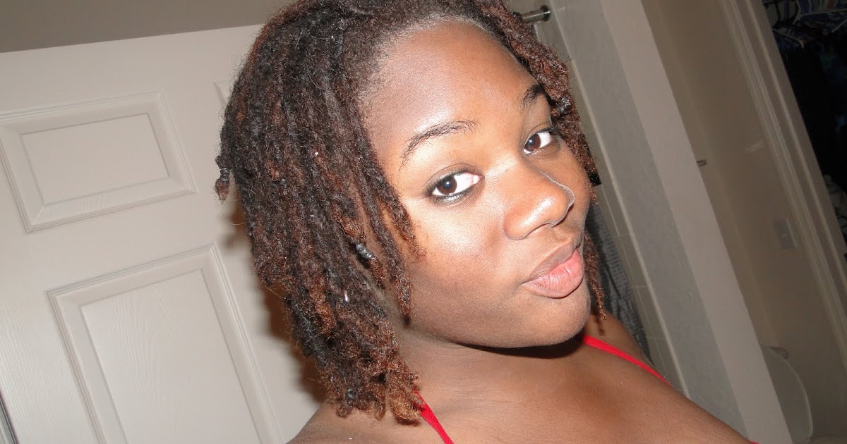 Loc Rocker Swimming with Locs