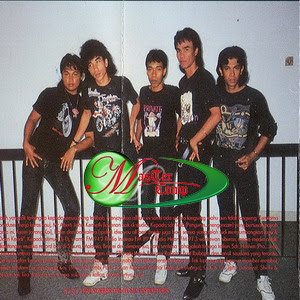 GUITAR WAR - Man Keedal VS Joe Burnmarks Trimmer+-+Noktah+Hitam+%2792+-+(1992)+lineup