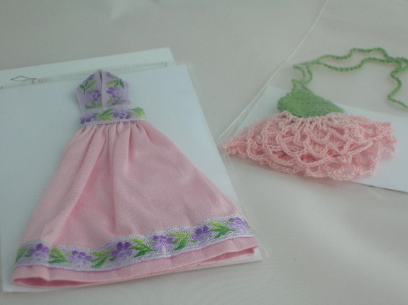 [pink+dresses.JPG]