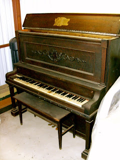 Springtown Garage Sale Antique Piano Early 1900 S 100