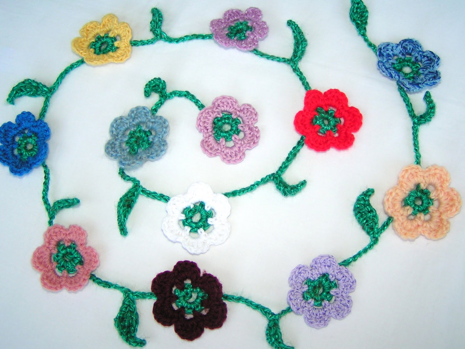 Mami Made It Crochet Flower Chain Häkelblumenkette