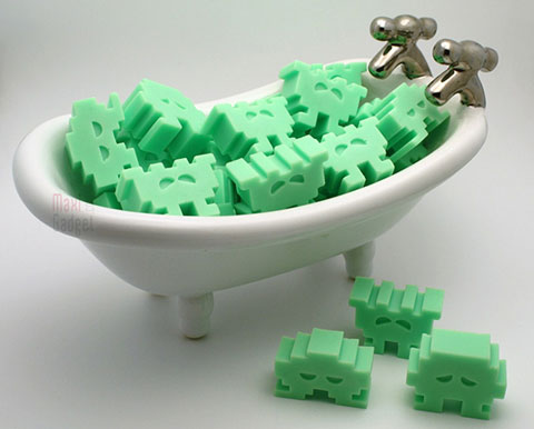 [savon-space-invaders.jpg]