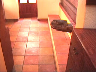 CABAÑA RUSTICA DE MADERA: La cocina y baño