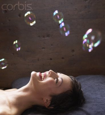 http://1.bp.blogspot.com/_W_z-rWkzVTI/SrZVWABUUUI/AAAAAAAAAPY/mEqyuf-72PQ/s400/feliz.jpg