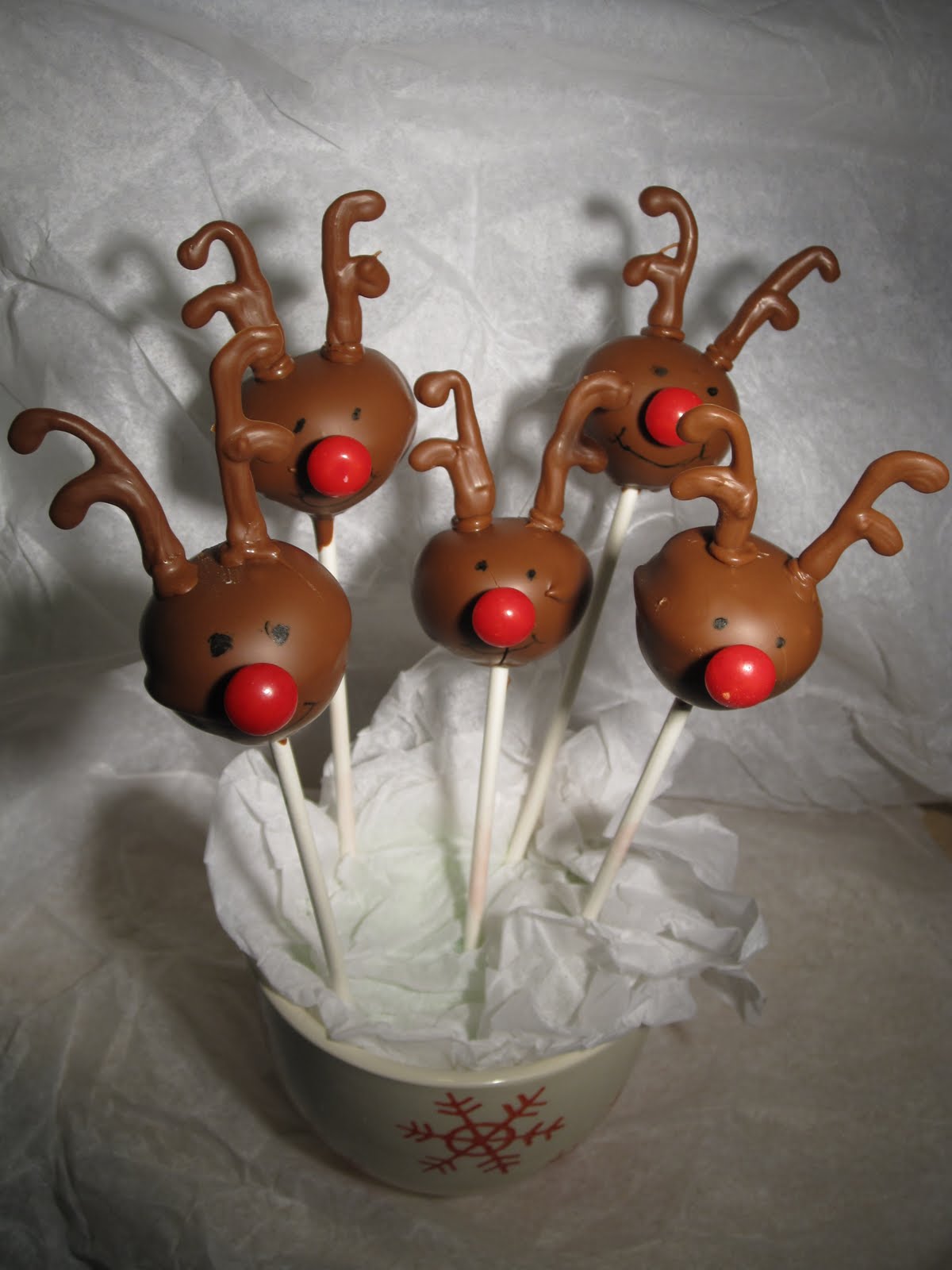 Reindeer Cake Pops