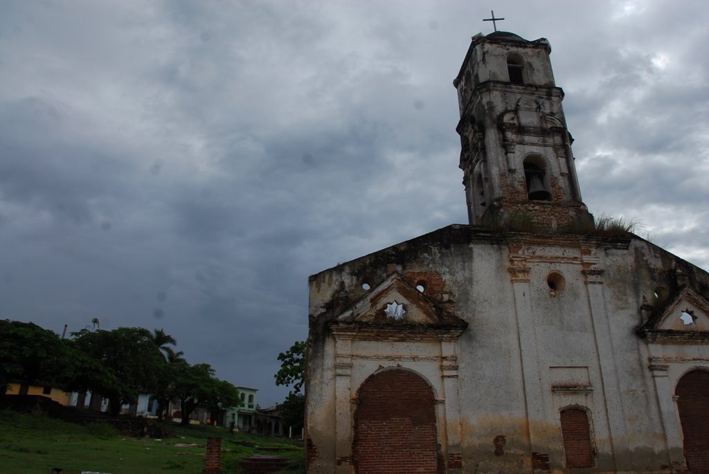[kilise.jpg]