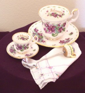 [violets+tea+cups2.jpg]