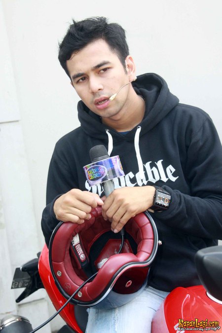 Info Selebindo Profil Raffi Ahmad