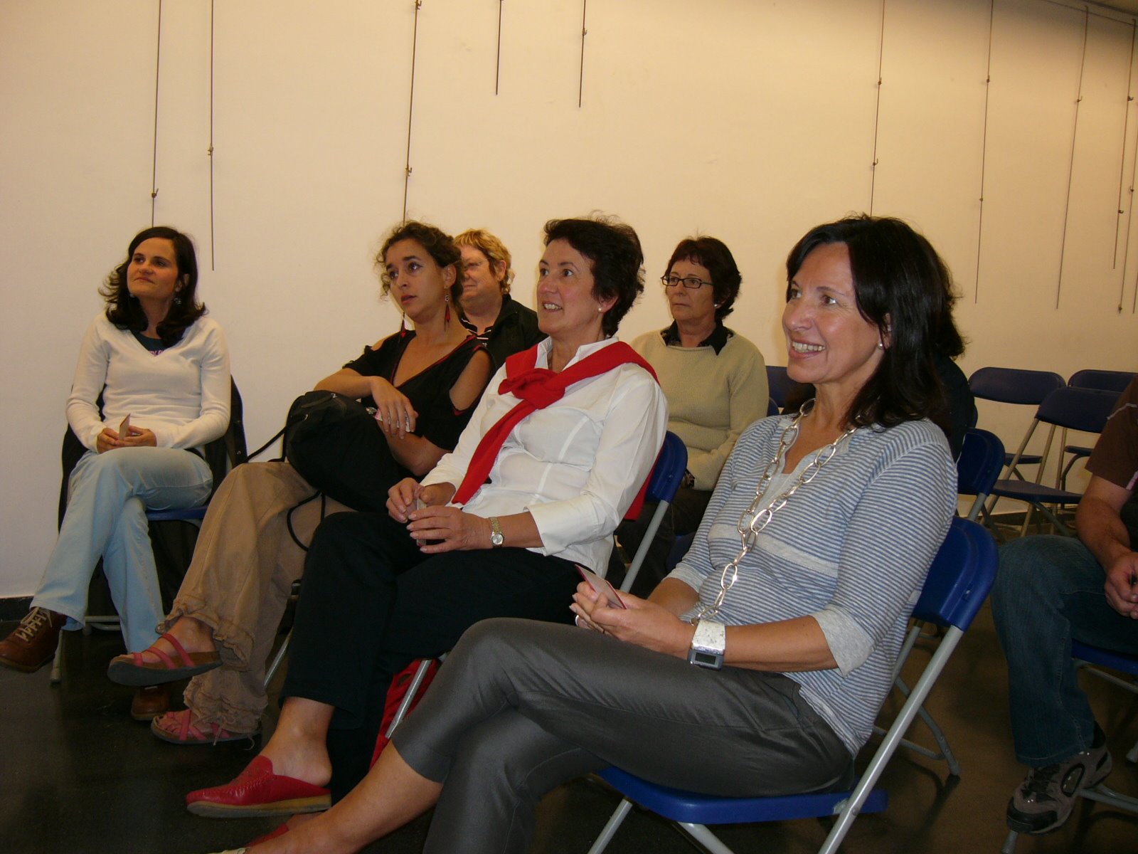 [Azala+zaintzeko+ikastaroa09-06-02+++8.JPG]