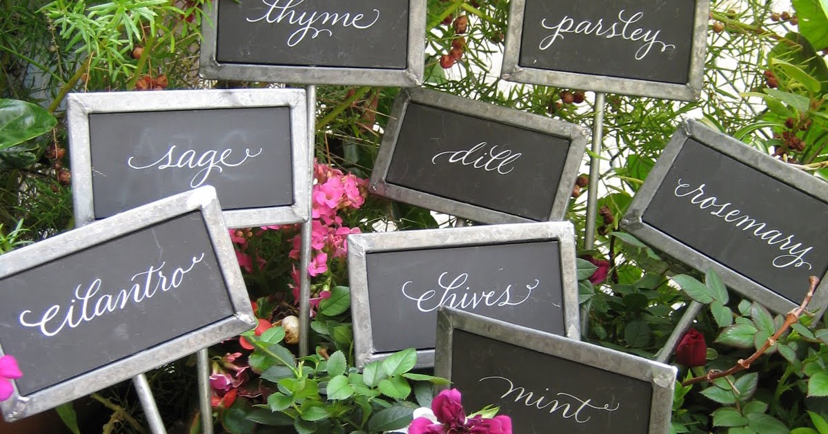 A to Z Calligraphy Chalkboard Garden Markers