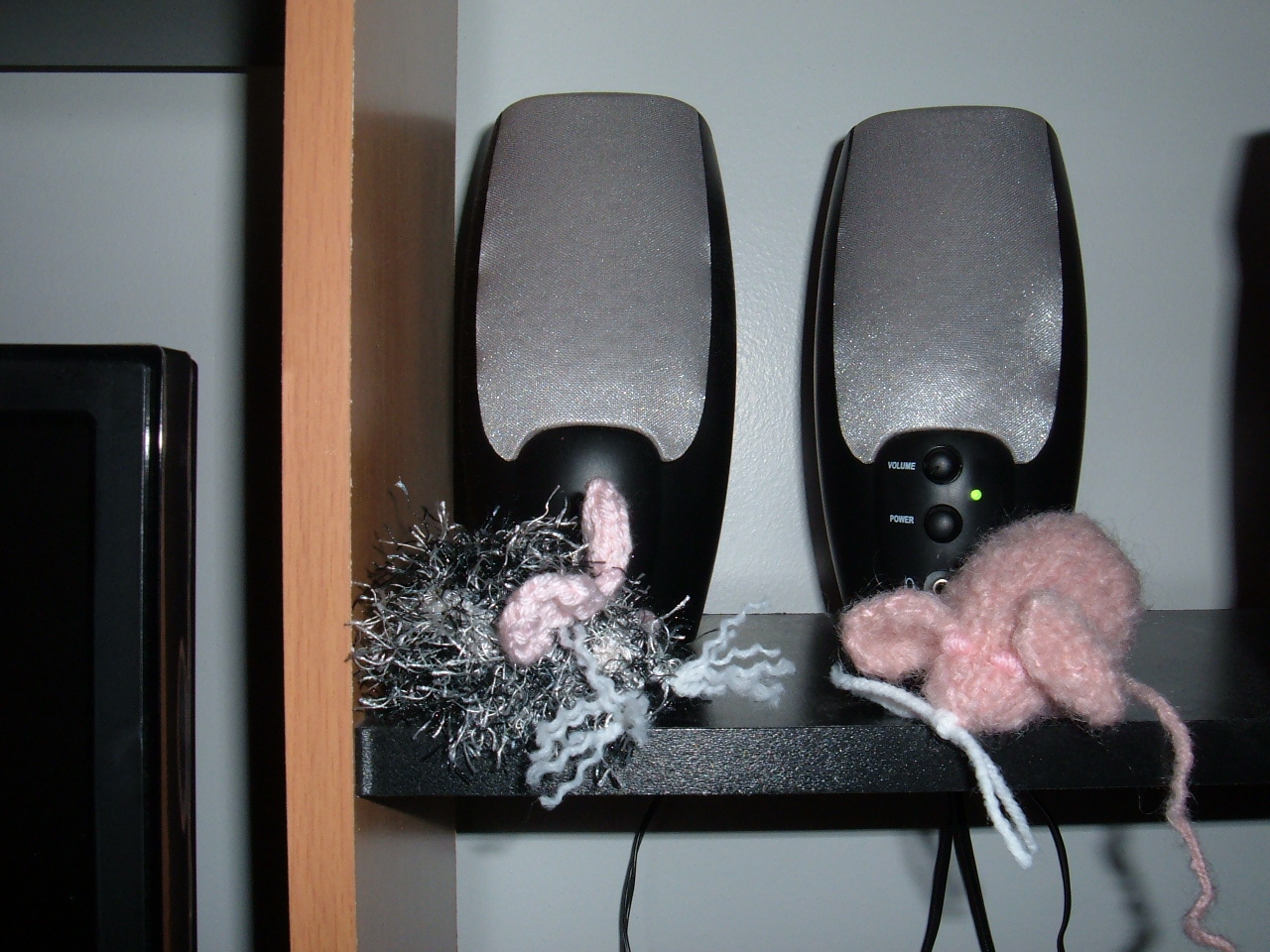 redsoriginals Knitted Catnip Mouse