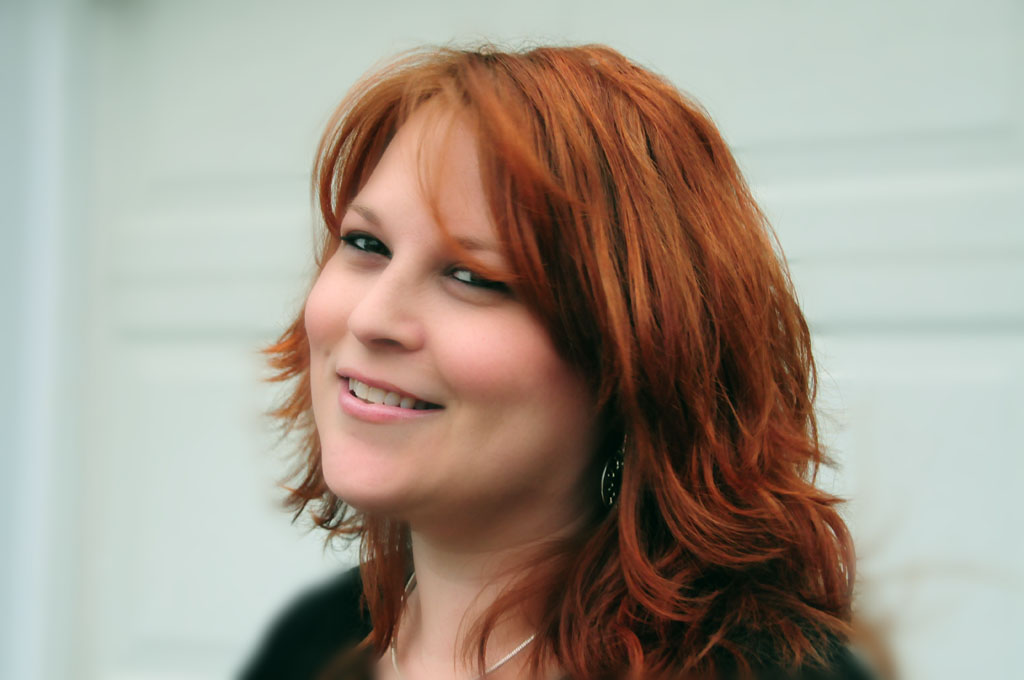 [redhair_mod2.jpg]