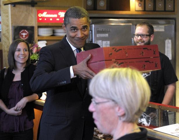 The Nine Pound Hammer OBAMA VISITS SEATTLE, TAKES DONUTS
