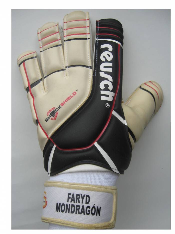 [reusch-KALECI-ELDIVENI-MONDRAGON-039-UN-ELDIVENIDIR__20610214_0.jpg]