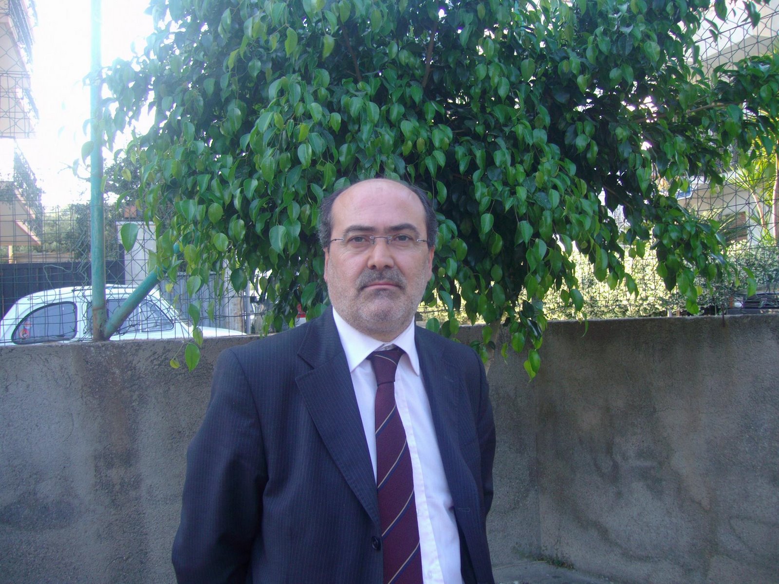 [1Giuseppe+Cuzzucoli+Candidato+a+Sindaco.JPG]