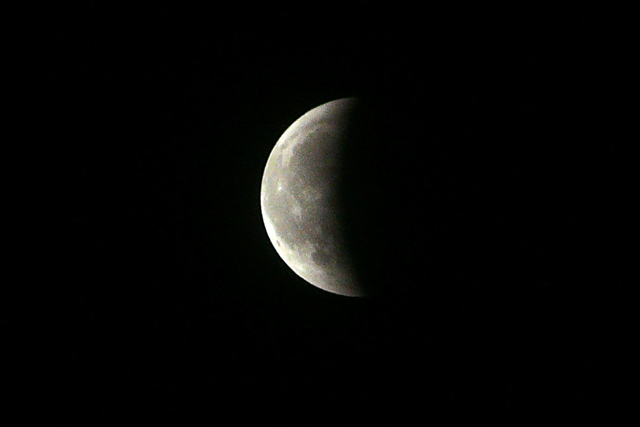 [P1010468-eclipse5.jpg]