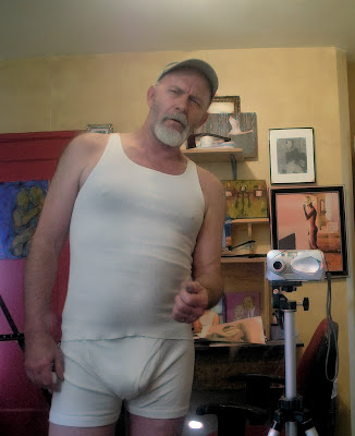 HOMBRES MADUROS EN ROPA INTERIOR hombres maduros en ropa interior: