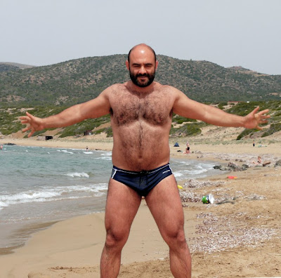 HOMBRES MADUROS EN ROPA INTERIOR hombres maduros en ropa interior: