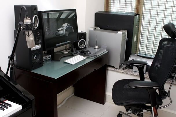 [Cool_Computer_Workstations_12.jpg]