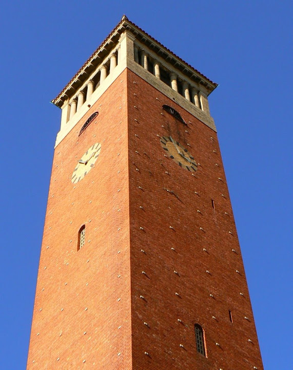 Port Elizabeth Daily Photo Campanile 6 the clocks