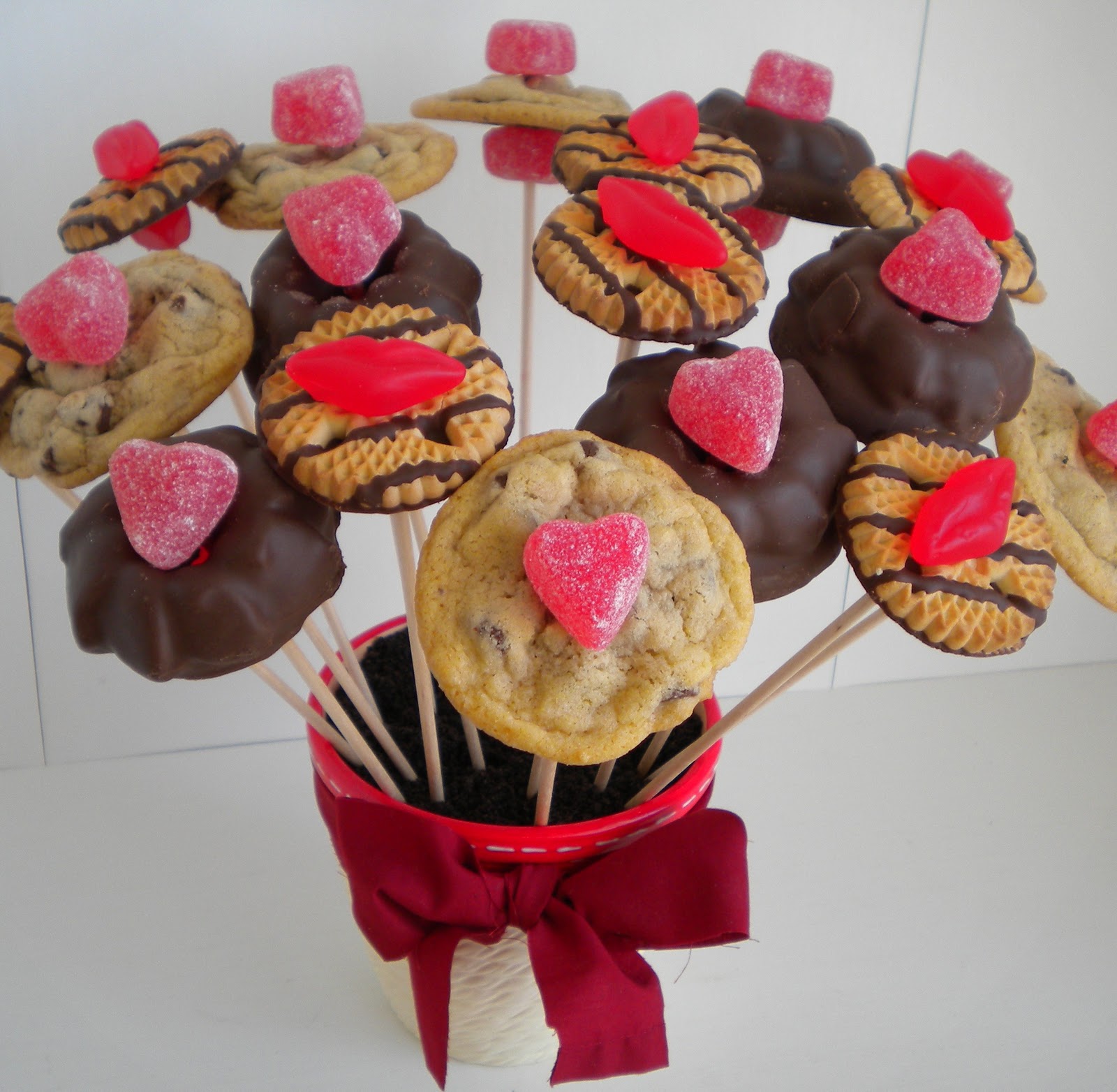 by ChrisEllen Cookie Bouquet Tutorial!