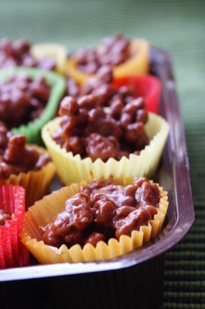 [Krõbedad+riisi-šokolaadikuhjad++2.JPG]