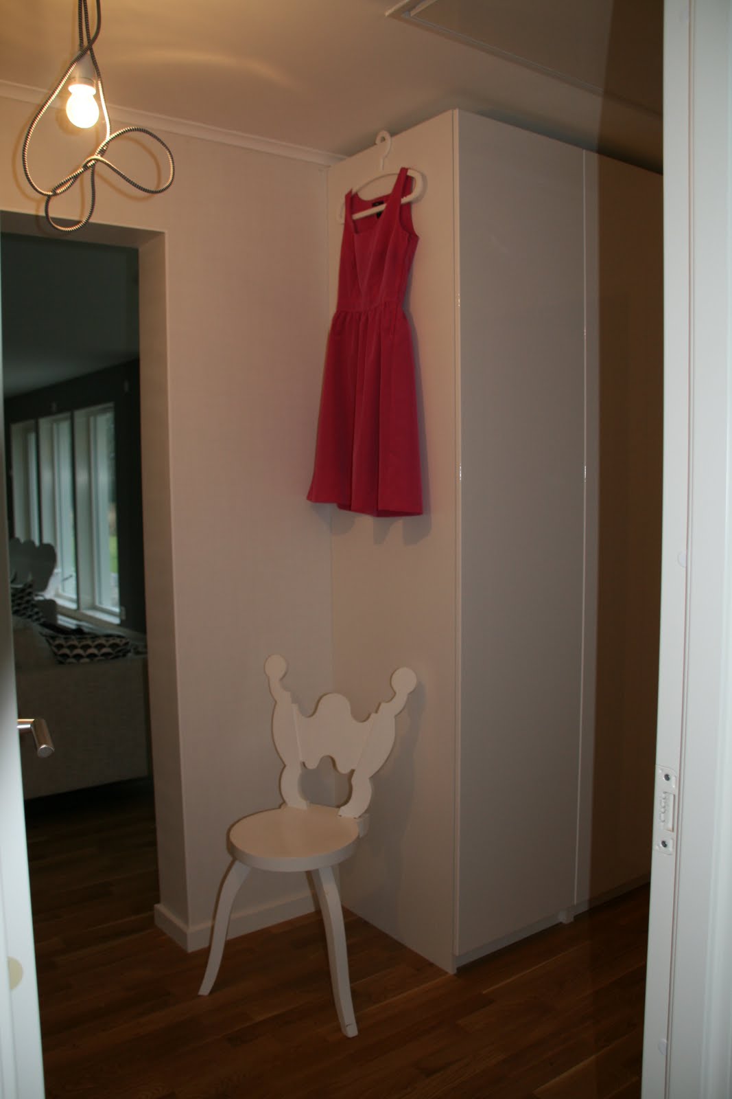 Villa trend: inflyttade del 2: hall och sovrum