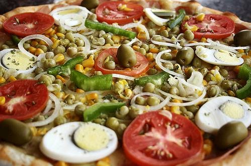 Cantinho Vegetariano: Pizza Portuguesa (ovo-lacto)