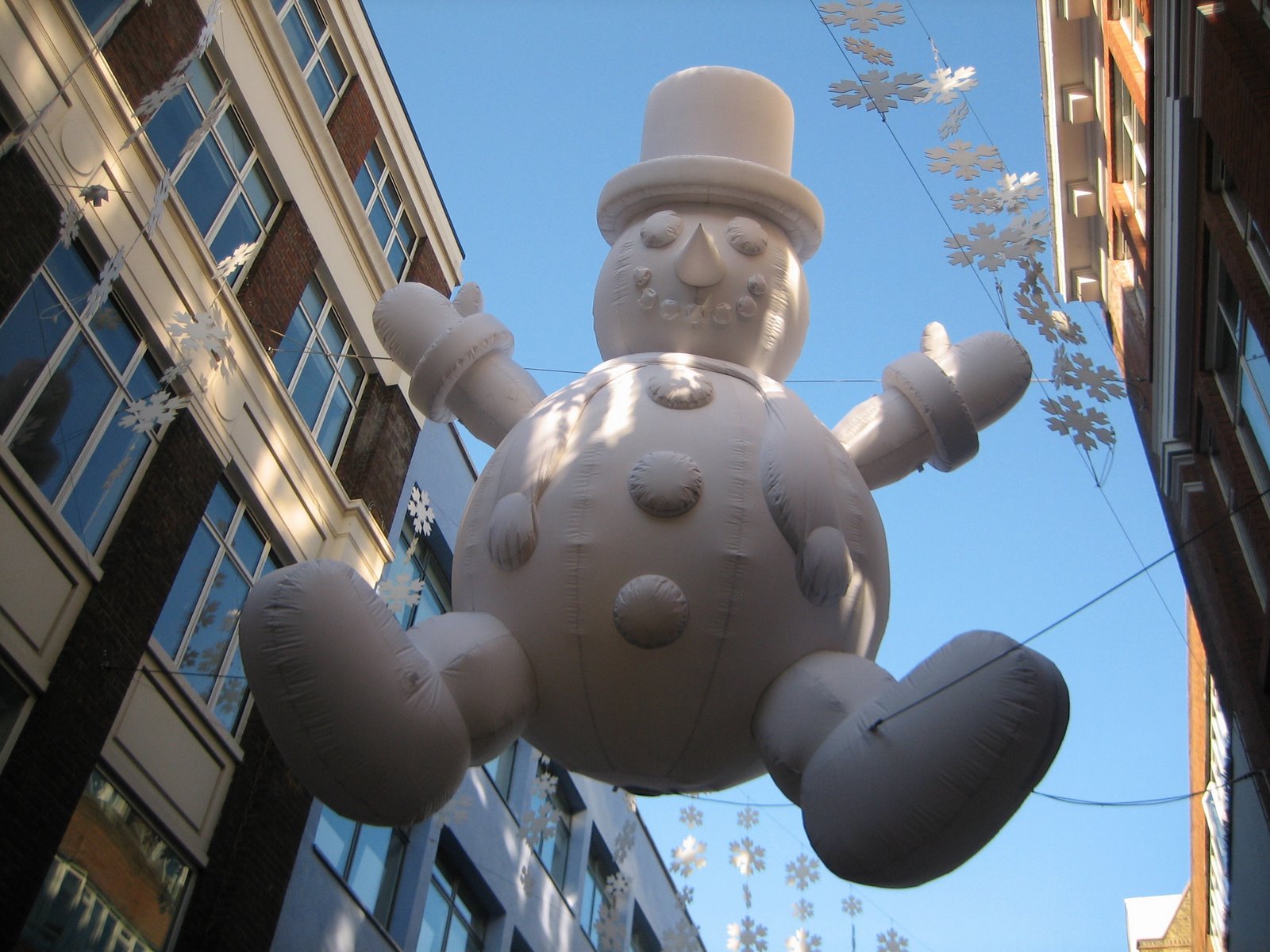[snowman.jpg]