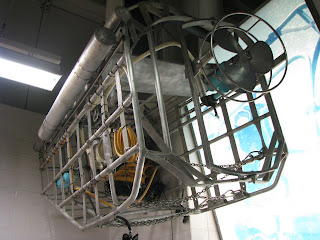abalone diver cage